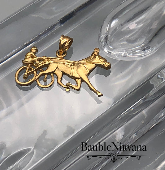 Vintage 14k Yellow Gold Pendant Charm Figural Shaped Horse & Sulky with Rider