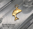 Load image into Gallery viewer, Vintage 18K Yellow Gold Double Sided Egyptian Queen Nefertiti Bracelet Charm