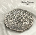 Load image into Gallery viewer, Vintage 800 Silver Italy Engraved Flowers Acanthus Leaves Clamshell Compact