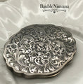 Load image into Gallery viewer, Vintage 800 Silver Italy Engraved Flowers Acanthus Leaves Clamshell Compact