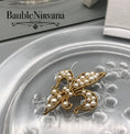 Load image into Gallery viewer, Vintage Crown Trifari Brushed Gold Twisted Rope Edge & Pearl Fleur de Lis Brooch Pin