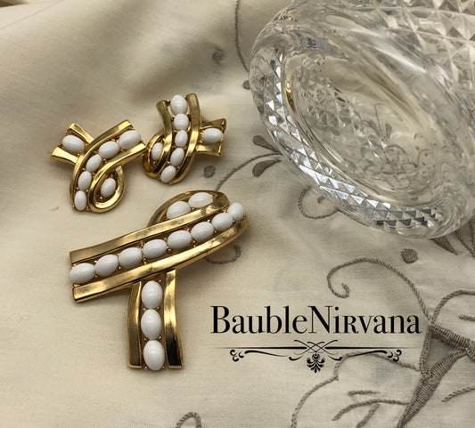 Vintage Crown Trifari Gold Plated & White Glass Cabochon Ribbon Pin&Earrings Set
