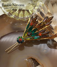 Load image into Gallery viewer, Vintage Juliana Green & Amber Navette Watermelon Margarita Leaf Fan Pin Brooch
