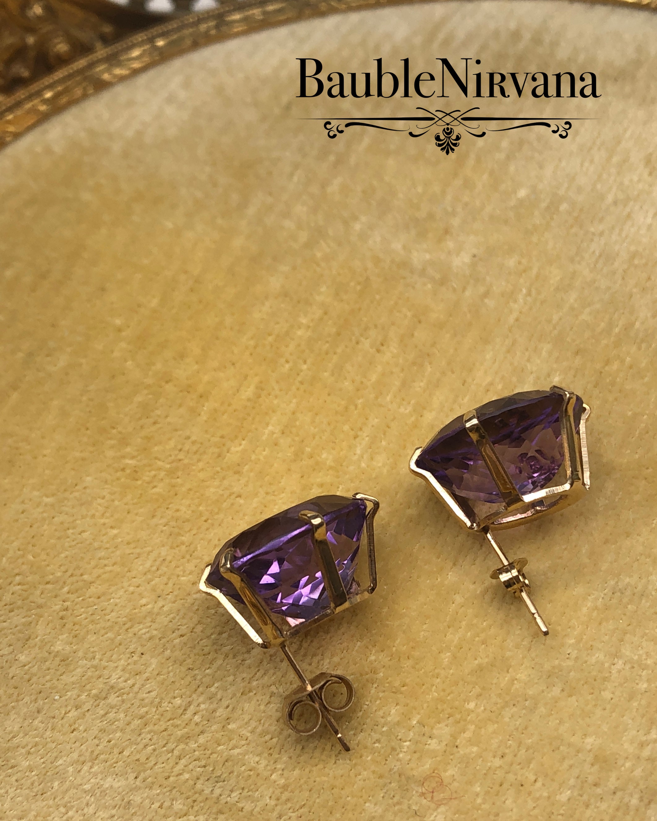 Vintage 14K Yellow Gold & Large Oval Amethyst Pierced Earrings