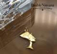 Load image into Gallery viewer, Vintage 18K Yellow Gold Double Sided Egyptian Queen Nefertiti Bracelet Charm
