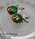 Load image into Gallery viewer, Vintage Mexican Sterling Silver Malachite Clip Earrings
