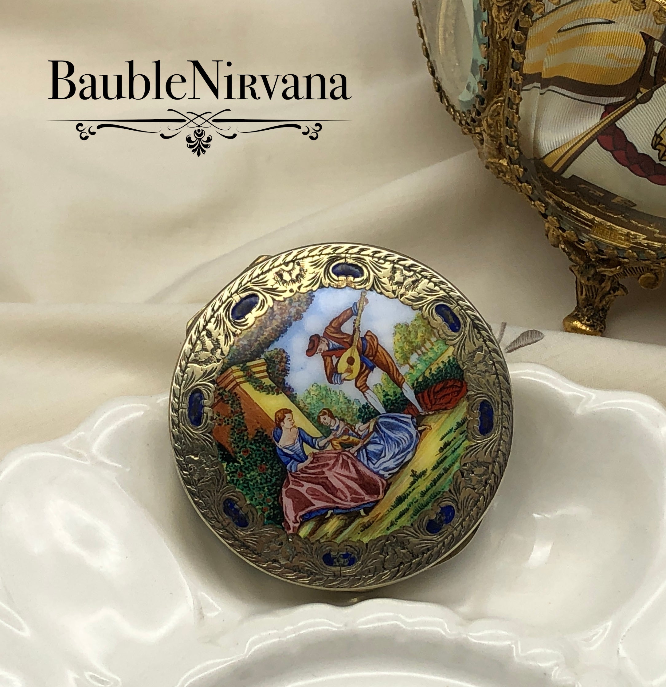 Vintage 800 Sterling & Enamel Italian Compact Gold Gilt Hand Painted Serenade