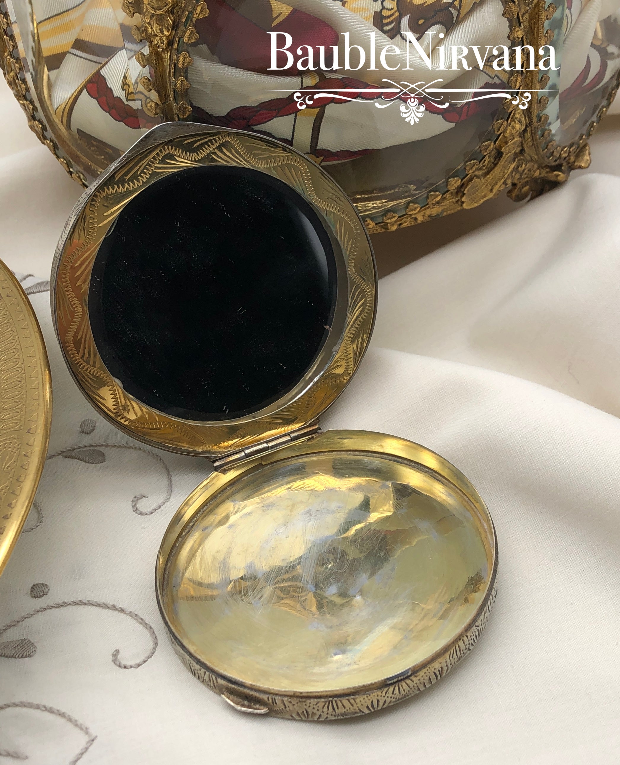 Vintage Italy 800 Silver & Enamel Lovers in the Park Scene Round Powder Compact